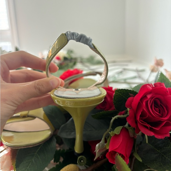Vintage Manolo Blahnik Green Heels - Picture 2 of 4